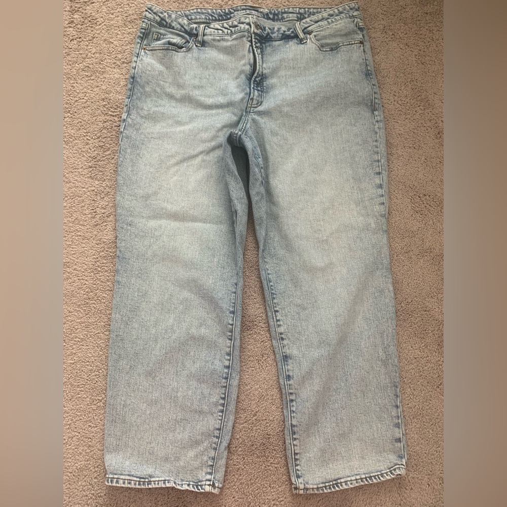 Old Navy women’s OG Loose‎ stone wash jeans 22